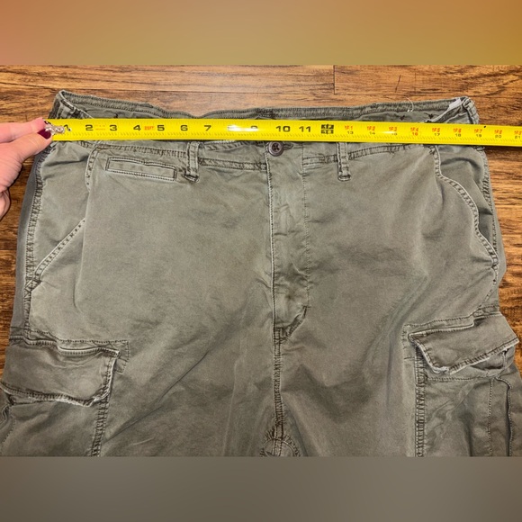 American Eagle Flex Cargo Pants Size 36x32 - Picture 5 of 11